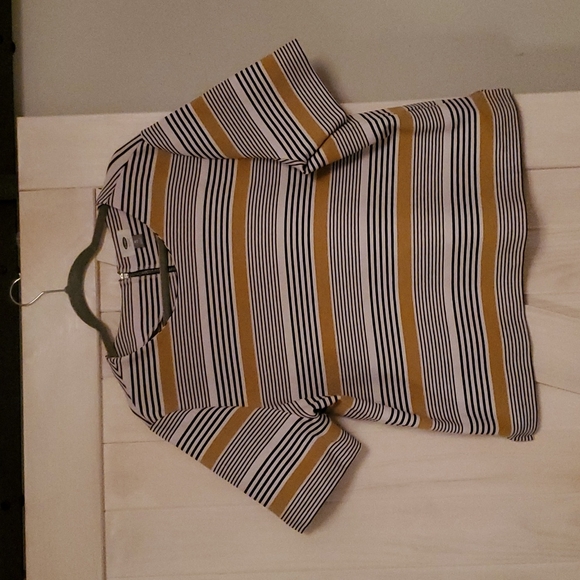 Boxy Old Navy striped t-shirt - Picture 1 of 5